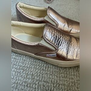 Superga rose gold woman’s size 8